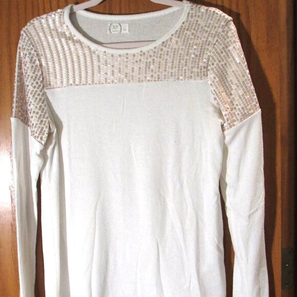 Maurices gold shimmer sweater — perfect for adding sparkle to any outfit. - Picture 3 of 5